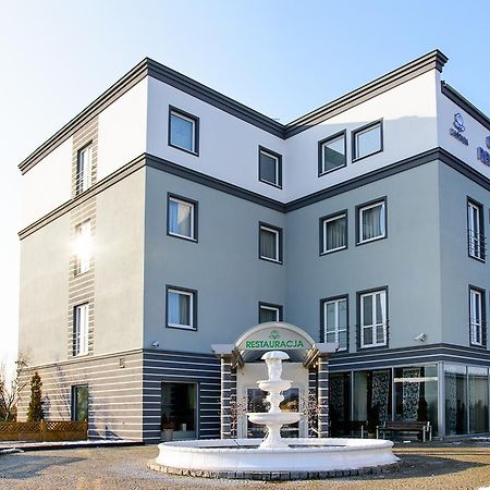 L'Ascada Hotel Śrem Exterior foto