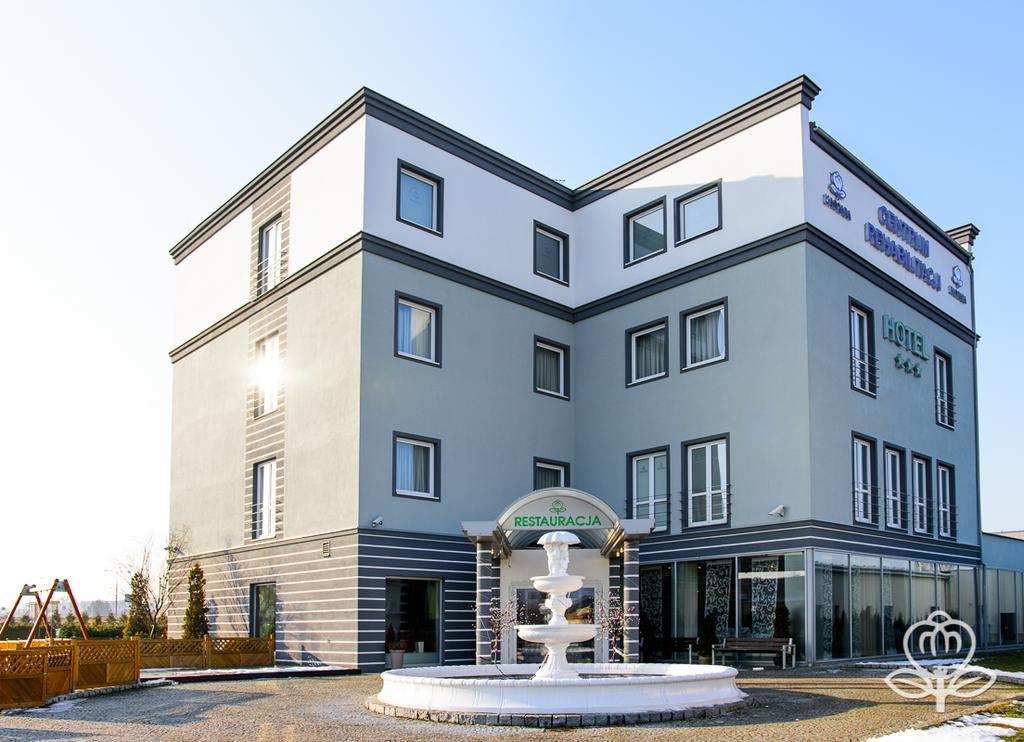 L'Ascada Hotel Śrem Exterior foto